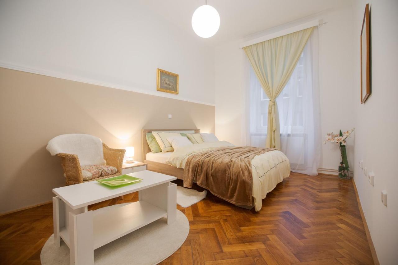 Apartman Manja Загреб Экстерьер фото