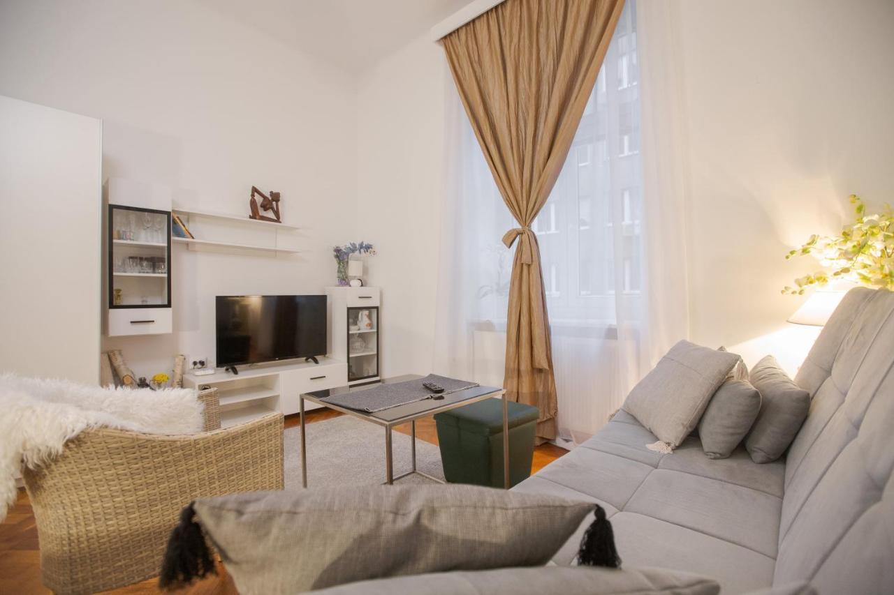 Apartman Manja Загреб Экстерьер фото
